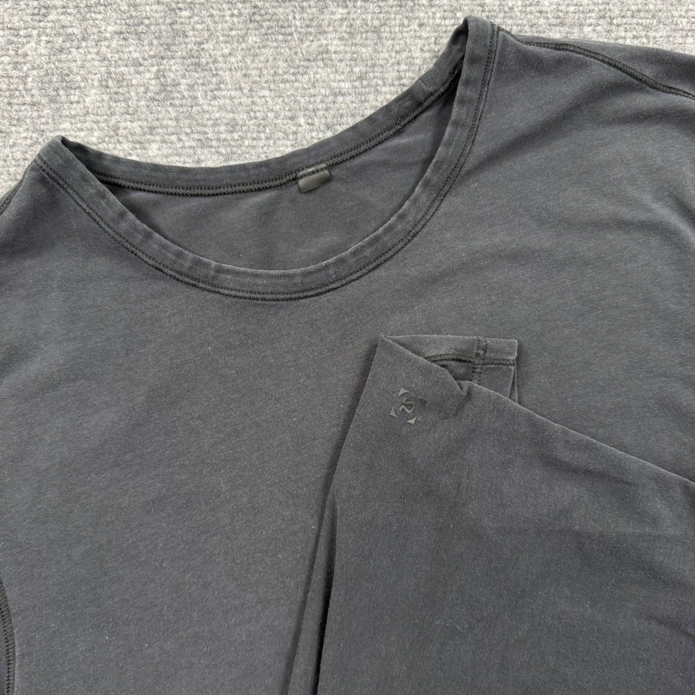 Lululemon Metal Vent Tech Short Sleeve Shirt Small Gym Performance Men's‎